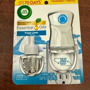 NWT Air Wick Fresh Linen Scented Oil Warmer